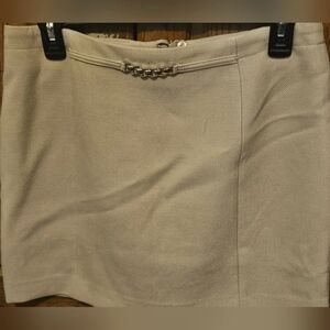H&M Cream Mini - Size 8